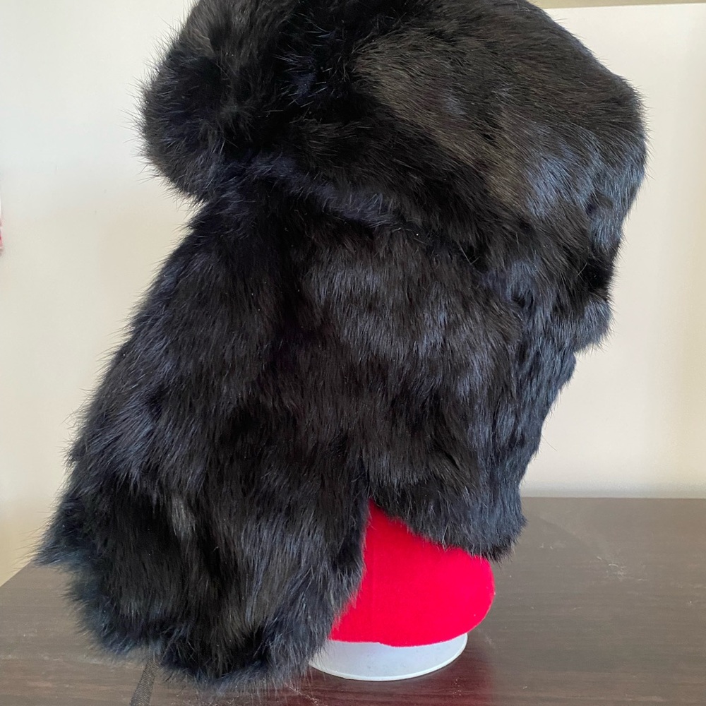 Black Rabbit Fur Hat - Picture 3 of 9